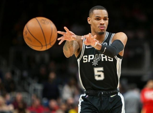 亚历山大 亚历山大