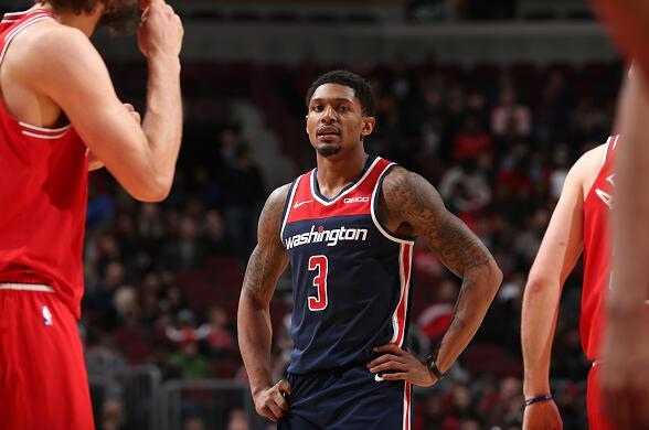 冷门迭起 冷门迭起