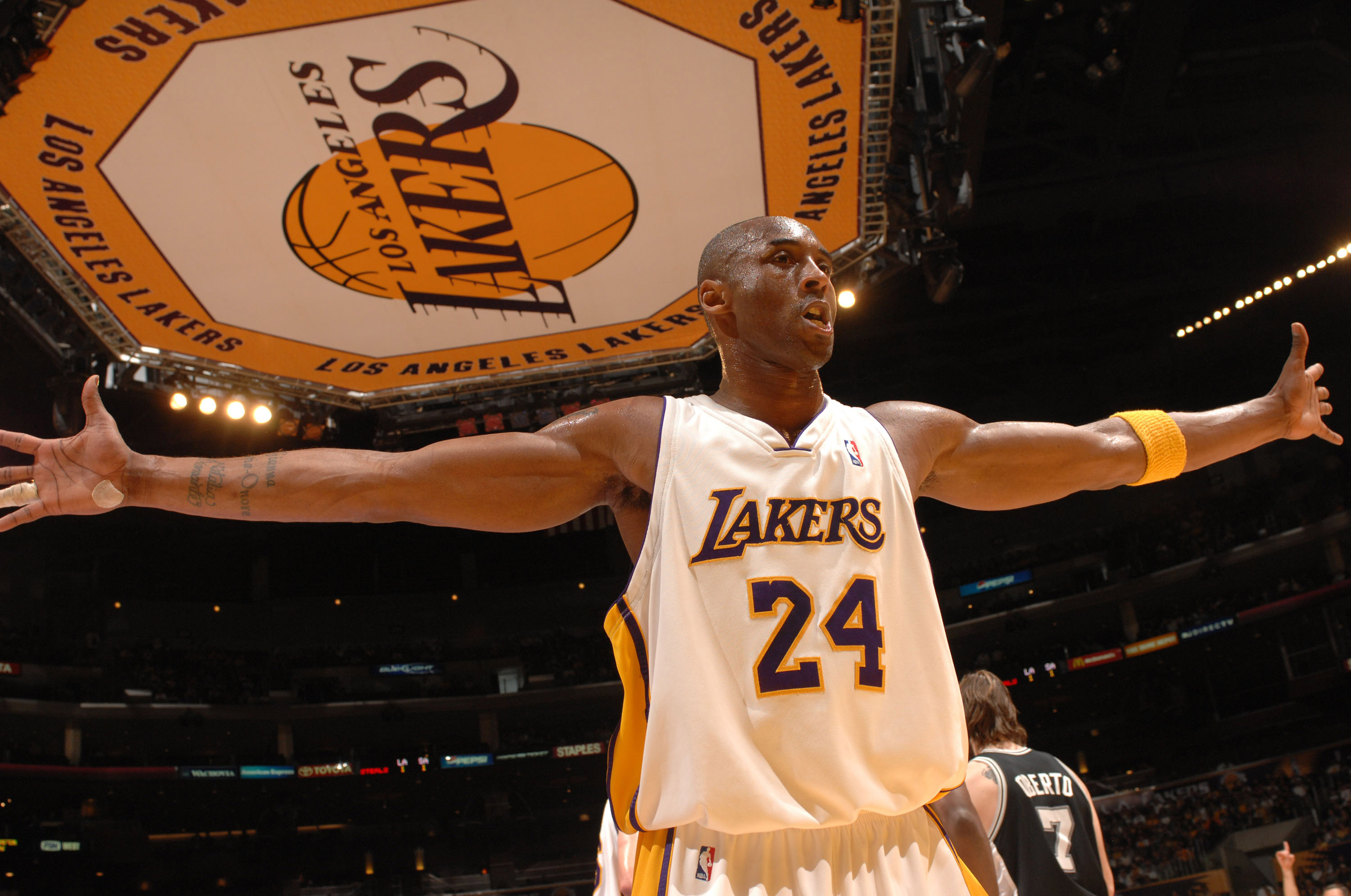 减少对美国 减少对美国